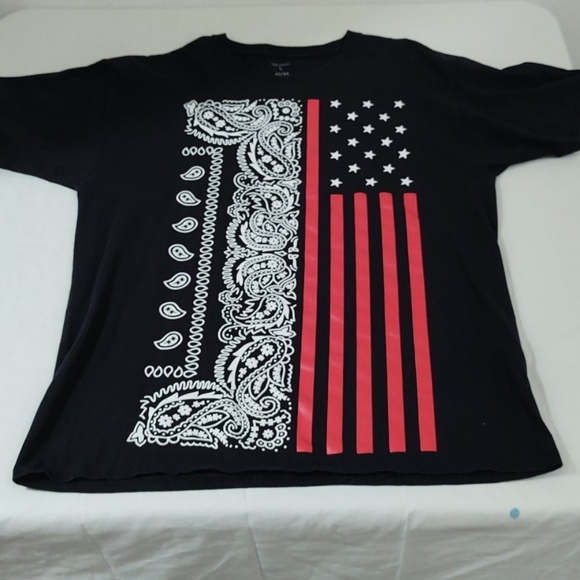 Men's Flag and Bandana Shirt - Picture 1 of 4